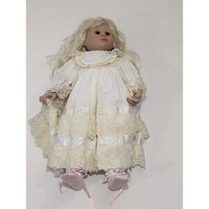 Lee‎ Middleton Doll Taylor, A Mother's Legacy #30040